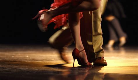 10 Basic Ballroom Dance Positions