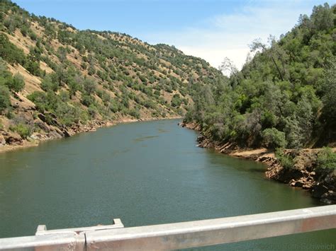 Photo Don Pedro Reservoir On The Tuolumne River At Wards Ferry