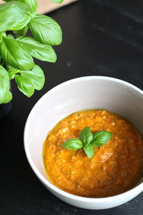 They Called It The Diamond Blog: Vegan Red Pepper Pesto Pasta