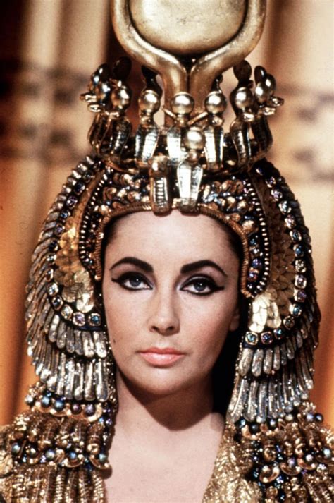 Rare and Beautiful Color Photos of Elizabeth Taylor ...