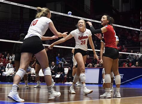 Most Improved Player Lexi Sun Makes Her Case In Huskers Sweet 16 Volleyball Win Over Hawaii