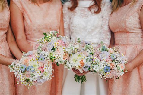 Gorgeous 60s Style Bride And Real Wedding With Kitsch Vintage Details