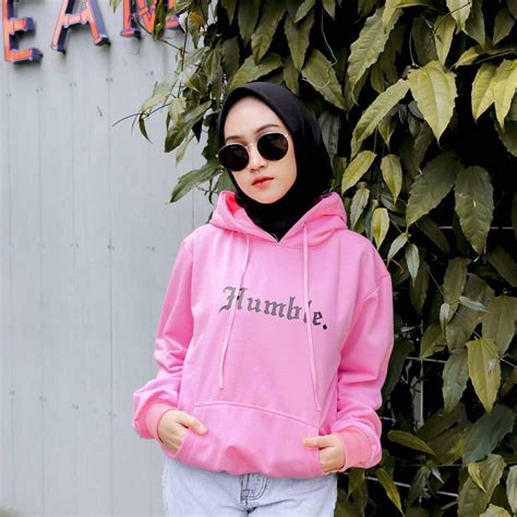 Collection de mlle niang • dernière mise à jour il y a 8 jours. 20+ Trend Terbaru Ootd Hijab Hoodie Pink - Tresure Hunt