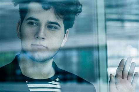 Eurovision song contest 2021 «tout l'univers » booking: Swiss singer/songwriter Gjon's Tears | muve recordings