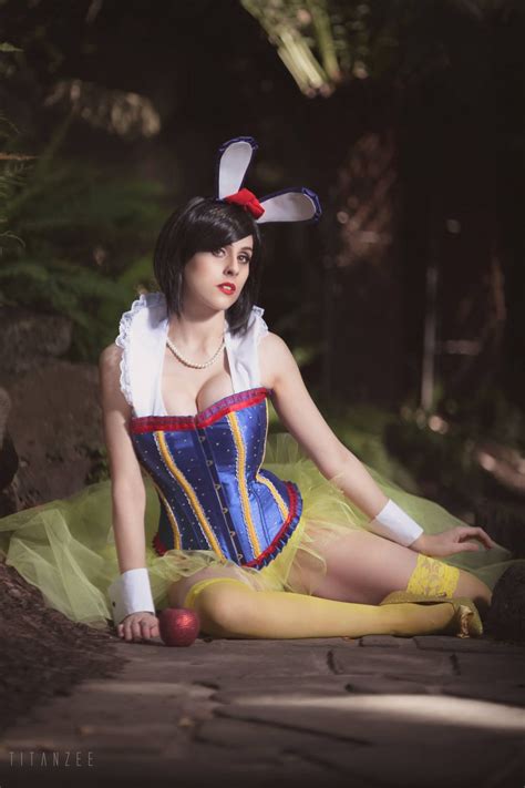 Dirtydisneydames Cosplay Snow White Performance Art