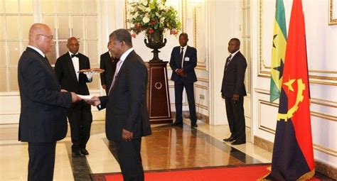 Presidente Da República Acredita Primeiros Embaixadores Em Luanda Ver Angola Diariamente O