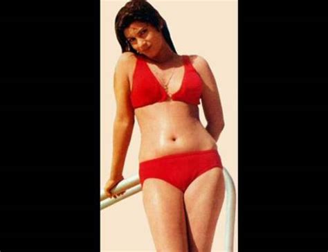 Very Sexy Wallpapers Bollywood Actress Dimple Kapadia Unseen Hot