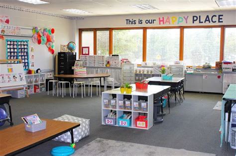 Bright Classroom Decor Clean Classroom Classroom Design