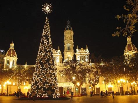 Να δώσει προβάδισμα ασφαλείας και πρόκρισης στην ισπανία από το πρώτο 45λεπτο. ΧΡΙΣΤΟΥΓΕΝΝΑ ΣΤΗΝ ΙΣΠΑΝΙΑ | Spanish christmas, Christmas ...