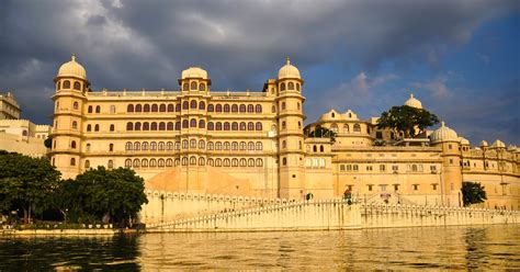 Udaipur Palace | Indian Nerve