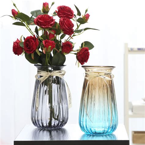 Wholesale Custom Made Small Cylinder Flower Hand Blown Glass Nordic Vases For Home Decor Modern