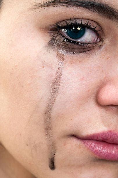 Best Crying Women Mascara Tear Stock Photos Pictures And Royalty Free