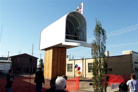 The Worlds Largest Mailbox Has Come To A Small Town In Illinois 21st