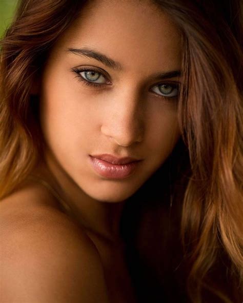 Uma Jolie Beautiful Eyes Beautiful Women Dame Exotic Beauties