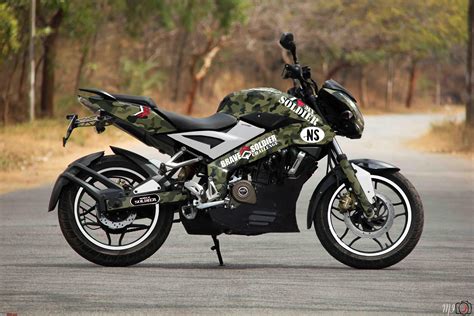 The prices of bajaj pulsar ns200 ranges from rs 98,387 to 1,15,507. Pin by Erdem Taşan on Bajaj Pulsar ns 200 | Things to sell ...