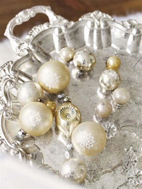Picture Of Awesome Christmas Balls And Ideas How To Use Them In