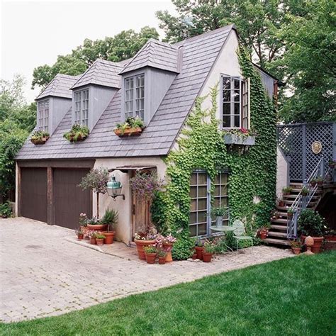 You don't give many details but i am guessing its a newer house if it has an integral. Garage dreams. | Garage loft, Above garage apartment ...