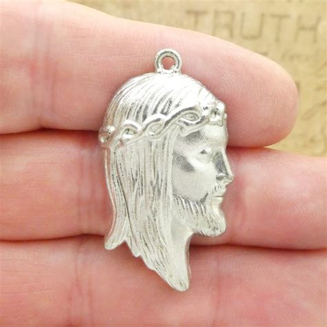 1 Jesus Head Pendant Silver By Tijc Sp1868 Etsy Island Jewelry