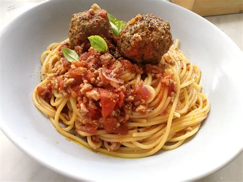 Homemade Spaghetti With Meatballs Rfood