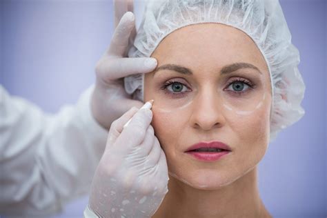 Cirugía estética facial para rejuvenecer tu rostro Dr Joaquim Muñoz