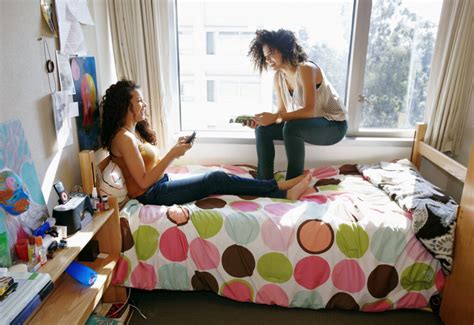 Shared Dorm Room Gadgets To Coordinate Weddingloversit