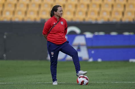 Scandals Highlight Lack Of Women Coaches At Top Of Us Soccer