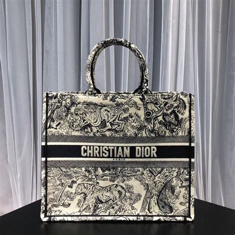 Replica Dior Book Tote Bag Embroidered Canvas Luxury Fashion In 2020