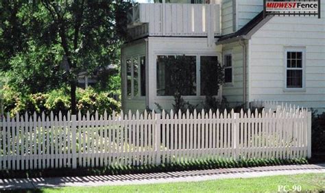 What colors do you prefer that match the rest of your house's exterior? Different Styles Of Wood Privacy Fences - Midwest Fence