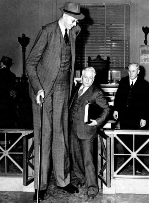 This Is Robert Wadlow The Worlds Tallest Man That Ever Lived 17 Pics