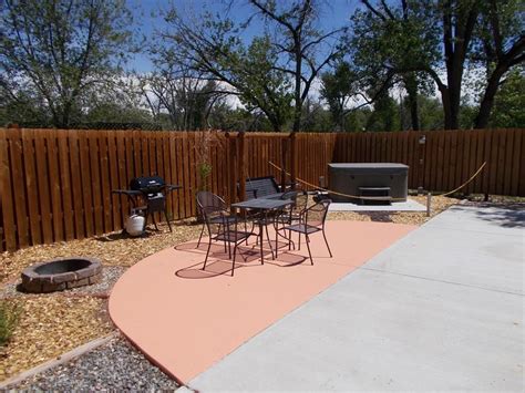 Spacious Rv Patio Site Complete With Private Hot Tub At The Greybull