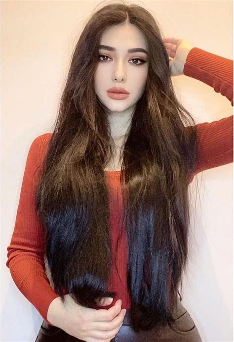 Zarina Nizomiddinova Instagram Photos Novomber 1 16 2020 Long Hair Girl Long Silky Hair