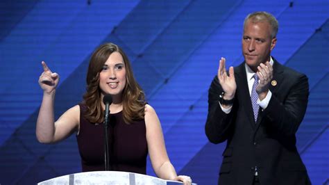 Dnc 2016 Sarah Mcbride Becomes First Openly Transgender Person To