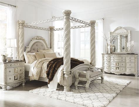 Highline upholstered canopy bedroom set. 20 Elegant Queen Size Canopy Bedroom Set | Findzhome
