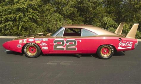 Discover (and save!) your own pins on pinterest. 1969 NASCAR Dodge Daytona #DodgeChargerclassiccars | Dodge ...