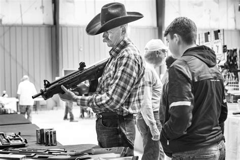 The Marfa gun show returns with little fanfare – The Big Bend Sentinel