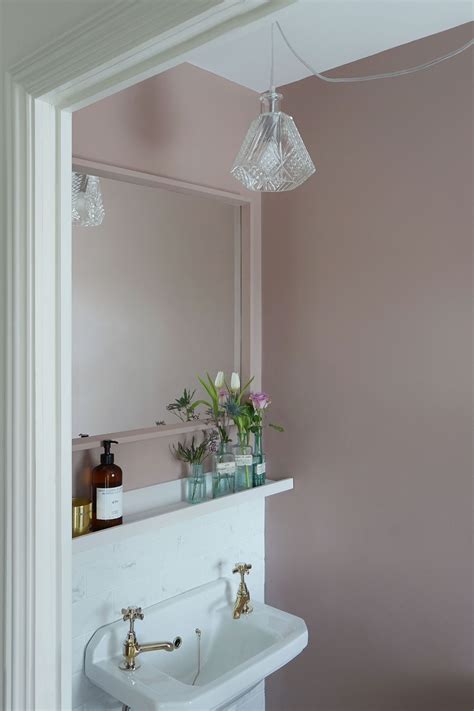 11 Small Bathroom Lighting Ideas To Make Your Space Feel Bigger And
