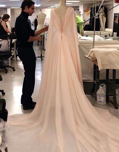 Please prepare the following measurements. Princess Eugenie's wedding reception dress seen in ...