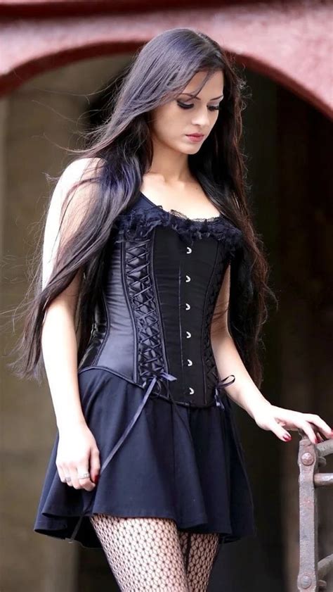 Pin By Arjun Thakur On Girl Hot Goth Girls Gothic Outfits Gothic