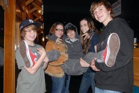 Caitlinand Justin Justin Bieber And Caitlin Beadles Photo