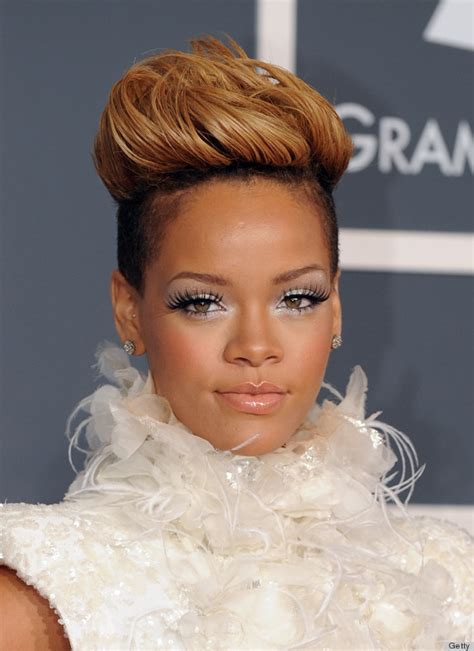 Rihanna S Grammys Hair Is The Best Thing About The Grammys Huffpost