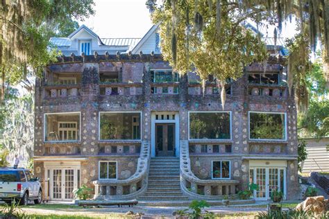 An Inside Look At The Grand Historic Wonderhouse Home In Bartow