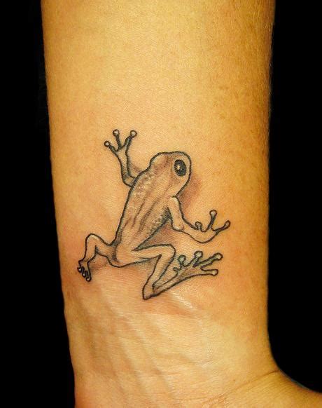 Simple Frog Tattoos