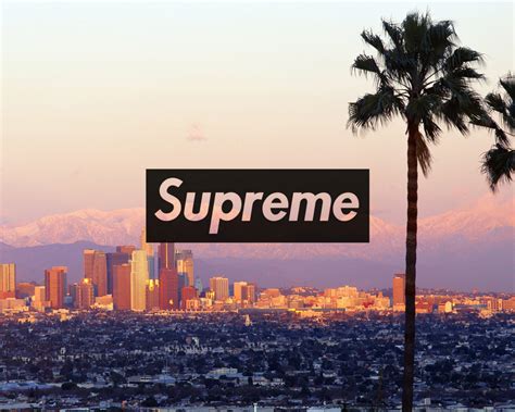 Download the background for free. Free download Supreme desktop backgrounds Desktop ...