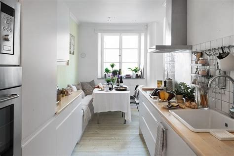 Comenzamos con el cambio de los frentes, se puede decir que es casi como estrenar la cocina nuevamente. Cómo renovar una cocina sin hacer obra | Decoración