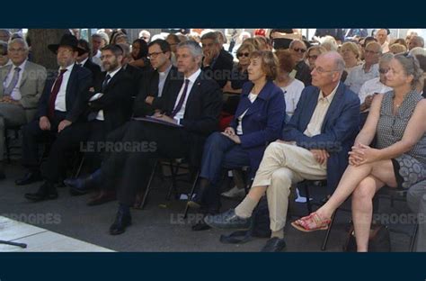Premier ministre de françois mitterrand du 15 mai 1991 au 2 avril 1992, edith cresson est jusqu'à présent la première et seule femme à avoir accédé à la fonction de chef du gouvernement en france… mais aussi le premier ministre le plus éphémère de la ve république. Le Chambon-sur-Lignon | L'exposition Destins d'enfants est ...
