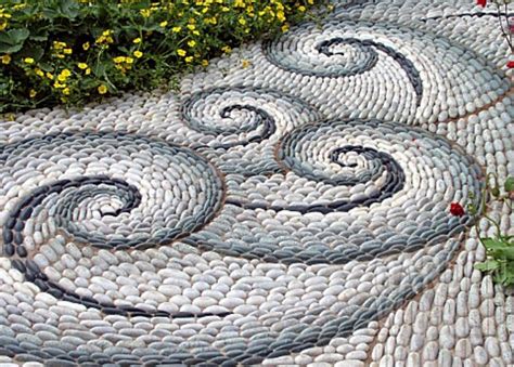 Pin By Bobbie Freeman On Mosaic Pebble Mosaic Mosaic Garden Mosaic Art