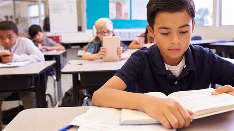 Cultivating A Love Of Reading In The Digital Age Edutopia