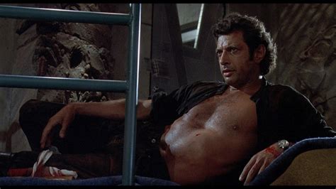 Jeff Goldblum Dishes On His Return As Ian Malcolm In Jurassic World