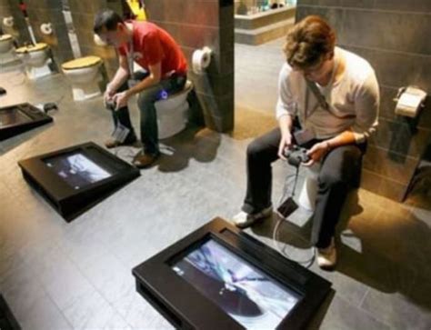 The Coolest Toilets In The Whole World 24 Pics