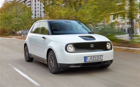Honda e advance similar range 8% faster acceleration similar energy consumption similar fastcharging speed. Zo ver komt een Honda e op één acculading - ZERauto.nl